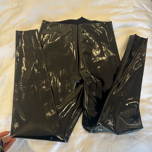 Perfect Control Patent Leather Legging in Black
Commando. Large - Picture 3 of 5